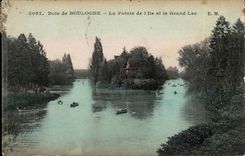 Bois de Boulogne cPA La pointe de l'ile et le grand lac