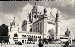 Lisieux CPA gesehen in Richtung zur Basilika