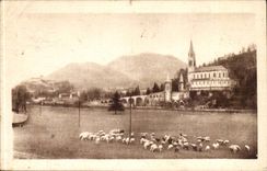 Lourdes - the Basilica and the Peak of Jer - sheep CPA