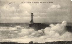 Treport - Waves with the Pier one day of Storm - headlight - lighthouse - CPA