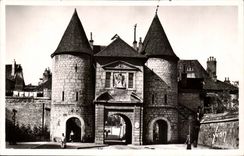 Besancon les Bains CPA the door Rivotte (1546)