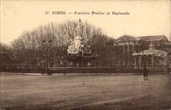 NimesCPA Pradier Brunnen und Esplanade