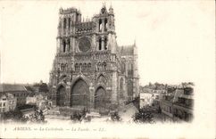Amiens - the Cathedral - the Frontage - CPA