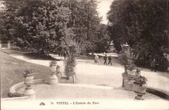 Vittel - Entrance of the Park - CPA