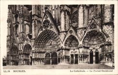 Bourges - the Cathedral - the Western Gate - CPA