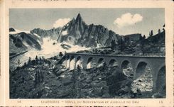 Chamonix CPA Hotel du Montenvers et aiguille du Dru