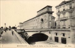 Montpellier - Le Palais de Justice et l'Arc de Triomphe - CPA 