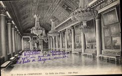 Compiegne - the Palate - the Village hall - CPA