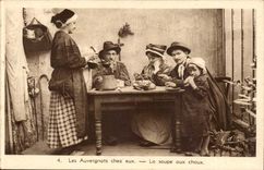 CPA auvergnats on their premises soup with the Auvergne cabbages