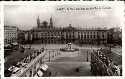 Nancy - Place Stanislas - vue de l'Arc de Triomphe CPA 