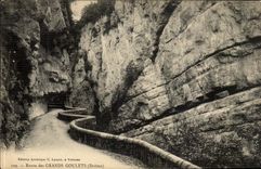 CPA Road of the great narrow parts (Drome)