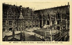 Rouen CPA law courts seen Together of the street to the Jews