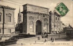 Montpellier CPA Arc de TRiomphe et clocher de Sainte Anne