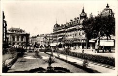 Montpellier CPA La place de la Comedie