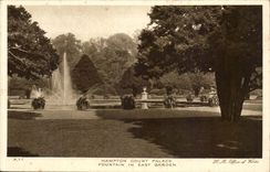The United Kingdom London London CPA Hampton Court Fountain De luxe hotel in EAst Garden