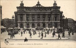 Paris CPA Opera et la station du Metropolitain (automobiles)