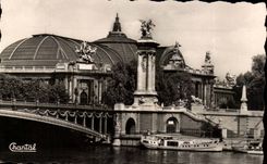 Paris CPA the Grand Palais and the bridge Alexandre III