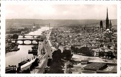 Rouen MODERN CARD View of the quays