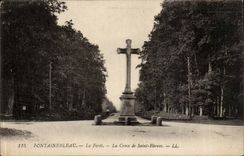 Fontainebleau - the Drill the Cross of Saint Herem - CPA