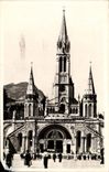 Lourdes - the basilica and in front of Rosary - CPA
