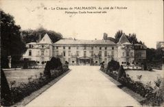 Reuil Malmaison - the Castle of the Dimension Arrival - CPA