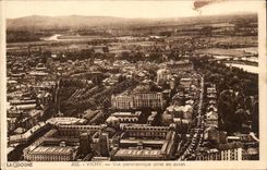 Vichy CPA Vue panoramique prise en avion