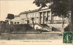 Compiegne - Corner of the Park with Sight on the Castle - CPA