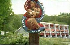 Lourdes - ISCED Holy Help Pierre the Vault - One of the Houses dormitories - CPA