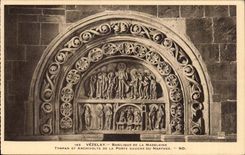 Vezelay CPA Basilica of the Madeleine Tympanum and archivolt of the left door of Narthex