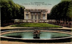 Versailles CPA the palate of Small TRianon