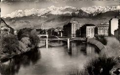 Grenoble CPA the isere and the Alps