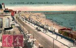 Le Havre CPA the beach and Entering of the port seen of the casino