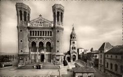 Lyon - Basilique Notre Dame de Fourviere La Facade - CPA 