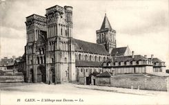Caen - Abbey with Ladies CPA
