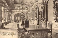 Fecamp - Benectine Museums-Raum der Kleider CPA