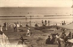 Sables d'Olonne - the Beach per hour of the Bath - child - CPA