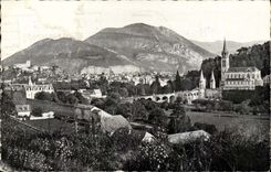 Lourdes - the Basilica and the Peak of Jer - CPA