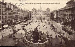 Lyon - the whole of the Place of the Composts and the town hall - CPA