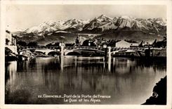 Isere - Grenoble - Bridge of the Wearing of France the Quay and the Alps - CPA