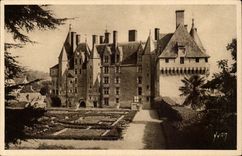 Chateau de Langeais XV siecle Facade sur les Jardins- CPA 