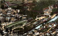 Lourdes - air Sight on the basilica and the Station - CPA
