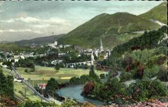 Lourdes MODERN CARD View