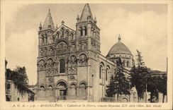 Angouleme CPA Cathedrale Saint Pierre romano bizantine