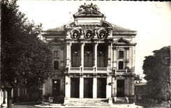 Angouleme MODERN CARD the theater