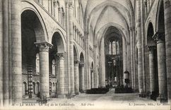 Mans CPA the nave of the cathedral