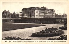 Deauville flowered Beach CPA the royal hotel (Wybo) and gardens