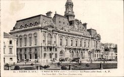 CPA Tours L'hotel de ville La place 