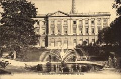 Bordeaux CPA Garden of the town hall