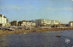Saint Jean de Luz CPM La grande plage et le casino