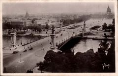 Paris - BruckeAlexandreiii Esplanade von Invalides - CPA